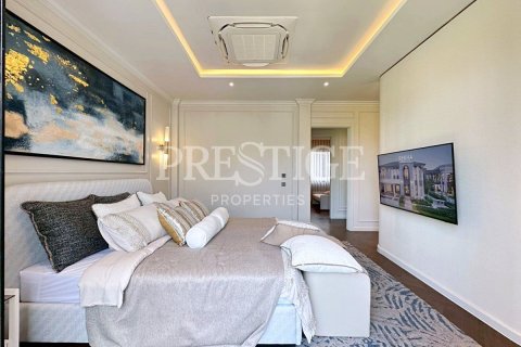 Casa de 4 dormitorios en Pattaya, Tailandia № 209300 - foto 11