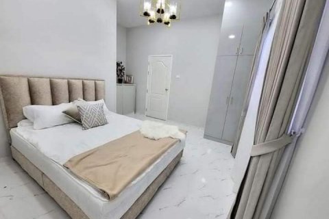 Casa de 3 dormitorios en Pattaya, Tailandia № 70359 - foto 10