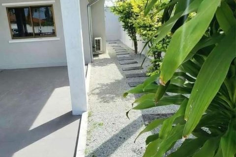 Casa de 3 dormitorios en Pattaya, Tailandia № 70359 - foto 6