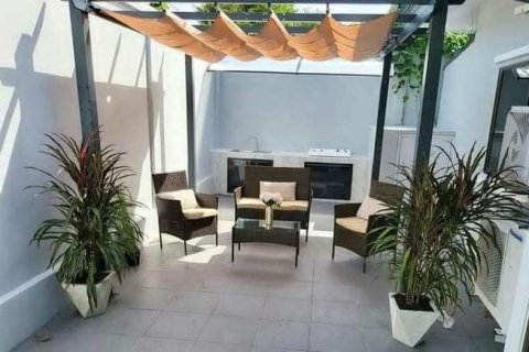 Casa de 3 dormitorios en Pattaya, Tailandia № 70359 - foto 5