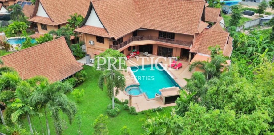Maison à Pattaya, Thaïlande 5 chambres № 198372