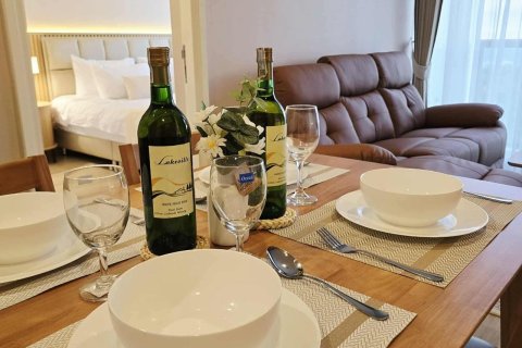 Condominio de 2 dormitorios en Pattaya, Tailandia № 147087 - foto 2