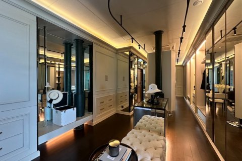 Casa de 4 dormitorios en Bangkok, Tailandia № 180454 - foto 20