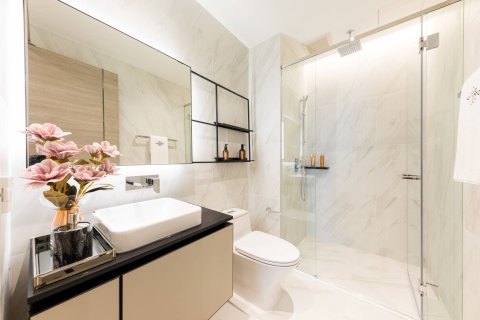 Condominio de 2 dormitorios en Bangkok, Tailandia № 180455 - foto 10