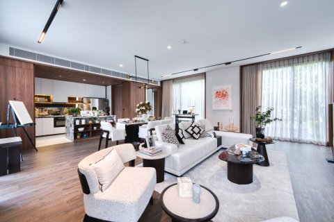 Condo in Bangkok, Thailand, 2 bedrooms  № 180450