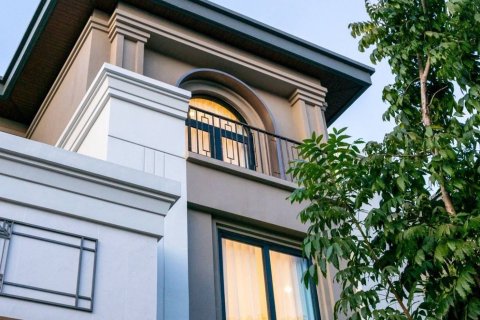 Casa de 5 dormitorios en Bangkok, Tailandia № 180452 - foto 29