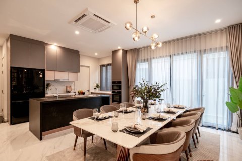 Casa de 5 dormitorios en Bangkok, Tailandia № 180452 - foto 8