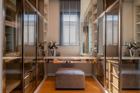 Casa de 5 dormitorios en Bangkok, Tailandia № 180452 - foto 18