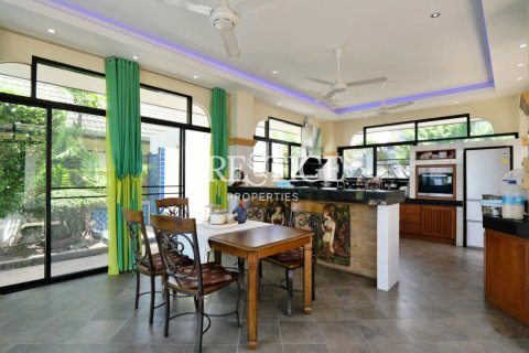 บ้านในพัทยา, ประเทศไทย 4 ห้องนอน № 198376 - รูปถ่าย 22