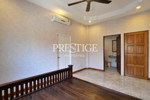 บ้านในพัทยา, ประเทศไทย 4 ห้องนอน № 198376 - รูปถ่าย 19