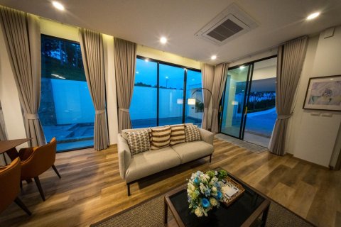 Chalet de 3 dormitorios en Ao Nang, Tailandia № 165331 - foto 23