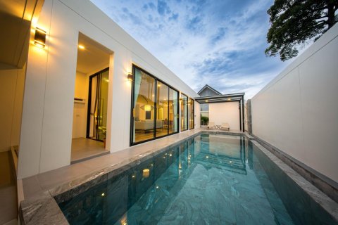 Chalet de 3 dormitorios en Ao Nang, Tailandia № 165332 - foto 2