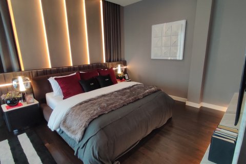 Chalet de 5 dormitorios en Bangkok, Tailandia № 165333 - foto 5