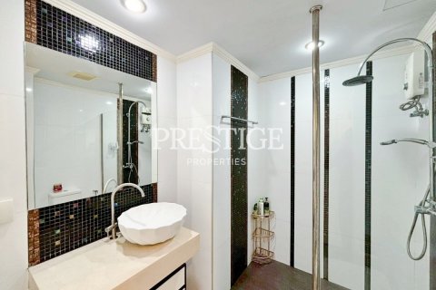 Condo à Pattaya, Thaïlande, 2 chambres № 197890 - photo 17