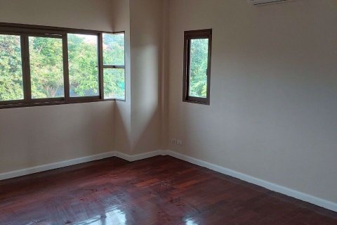 Casa de 3 dormitorios en Lat Krabang, Bangkok, Tailandia № 48151 - foto 15