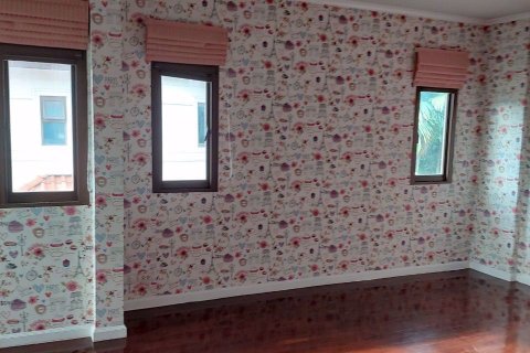 Casa de 3 dormitorios en Lat Krabang, Bangkok, Tailandia № 48151 - foto 13