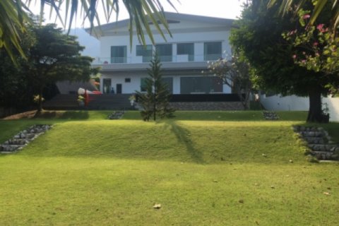 Chalet de 4 dormitorios en Hua Hin, Tailandia № 202781