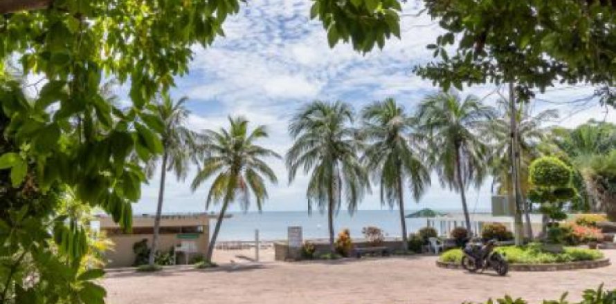 Adosado de 4 dormitorios en Hua Hin, Tailandia № 202783