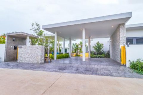 Chalet de 6 dormitorios en Hua Hin, Tailandia № 202785 - foto 5