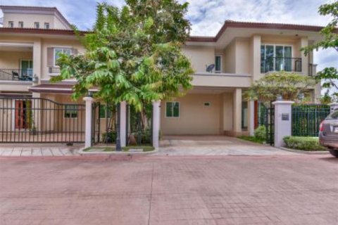 Chalet de 3 dormitorios en Hua Hin, Tailandia № 202780 - foto 4