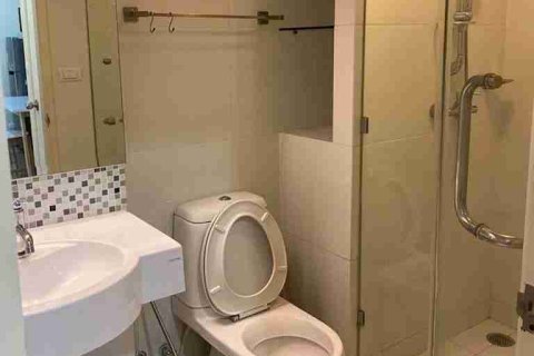 Condominio de 2 dormitorios en Phaya Thai, Bangkok, Tailandia № 183545 - foto 6
