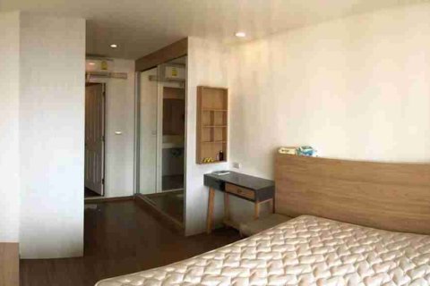 Condominio de 1 dormitorio en Thonburi, Bangkok, Tailandia № 183548 - foto 7