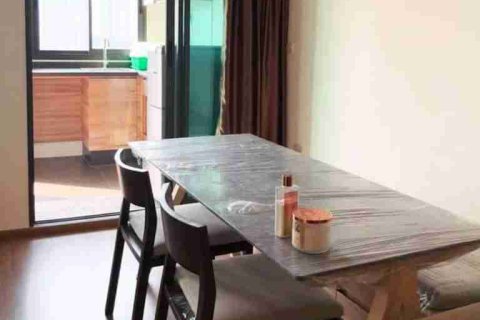 Condominio de 1 dormitorio en Thonburi, Bangkok, Tailandia № 183548 - foto 8