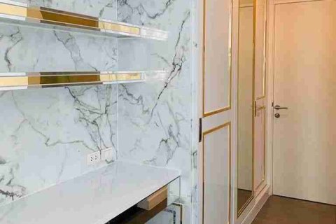Condominio de 1 dormitorio en Bangkok, Tailandia № 183547 - foto 10