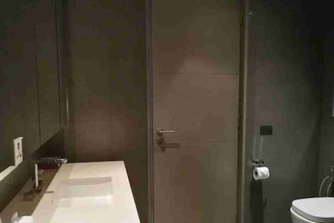 Condo in Thonburi, Bangkok, Thailand, 3 bedrooms  № 184105 - photo 5