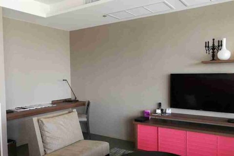Condo in Thonburi, Bangkok, Thailand, 3 bedrooms  № 184105 - photo 13