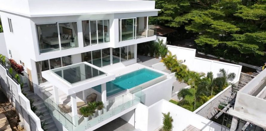 Chalet de 3 dormitorios en Phuket, Tailandia № 134478