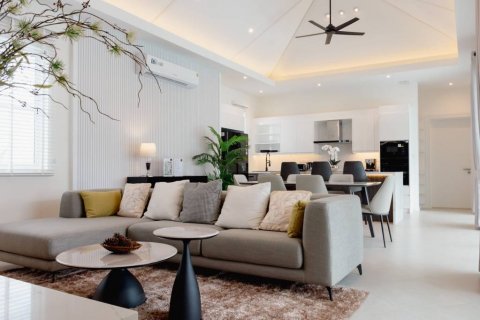 Chalet de 3 dormitorios en Hua Hin, Tailandia № 134477 - foto 4