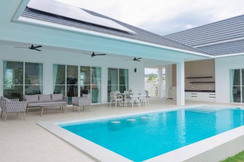 Chalet de 3 dormitorios en Hua Hin, Tailandia № 134477 - foto 2