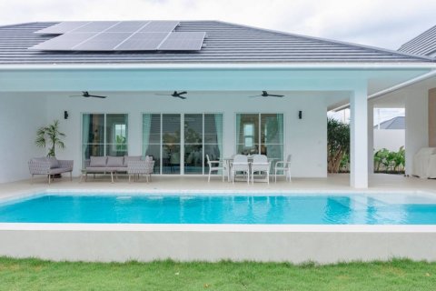 Chalet de 3 dormitorios en Hua Hin, Tailandia № 134477 - foto 3