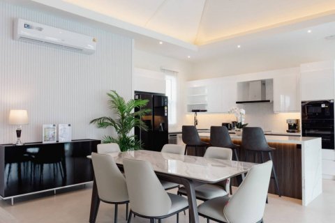 Chalet de 3 dormitorios en Hua Hin, Tailandia № 134477 - foto 6