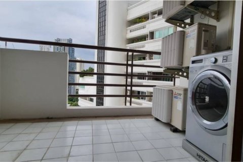 Condominio de 2 dormitorios en Bangkok, Tailandia № 119307 - foto 10