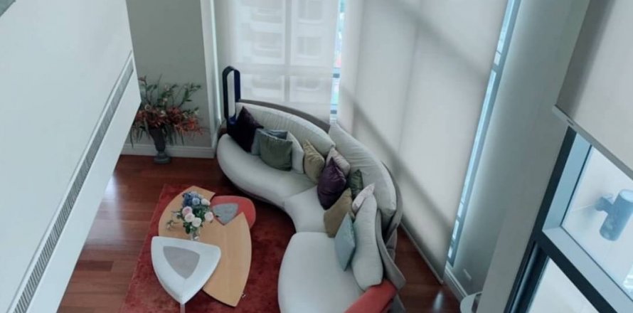 Condominio de 3 dormitorios en Watthana, Bangkok, Tailandia № 134075