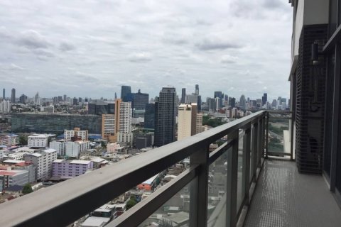 Condominio de 3 dormitorios en Watthana, Bangkok, Tailandia № 134077 - foto 8