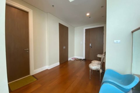 Condominio de 3 dormitorios en Watthana, Bangkok, Tailandia № 134077 - foto 7