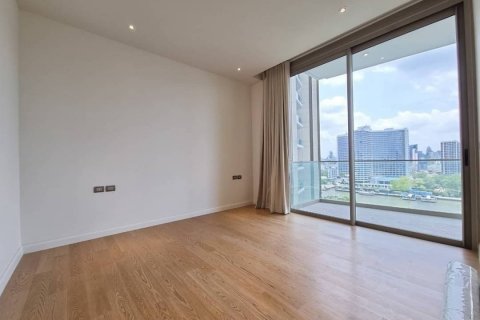 Condominio de 1 dormitorio en Khlong San, Bangkok, Tailandia № 134072 - foto 4
