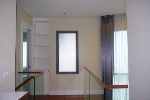 Eigentumswohnung in Watthana, Bangkok, Thailand, 3 Schlafzimmer  № 134076 - Foto 7