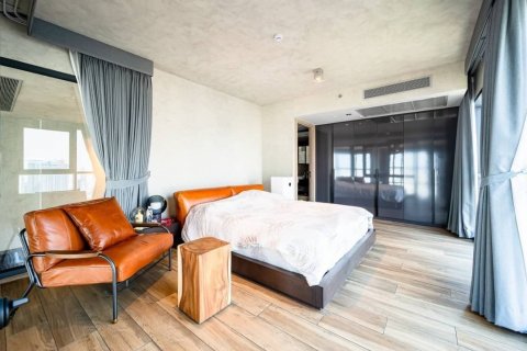 Condominio de 3 dormitorios en Khlong Toei, Bangkok, Tailandia № 134073 - foto 6