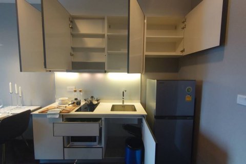 Condominio de 1 dormitorio en Bangkok, Tailandia № 135244 - foto 8