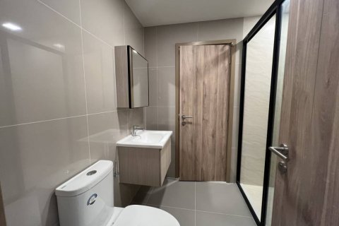 Eigentumswohnung in Bangkok, Thailand, 1 Schlafzimmer  № 135240 - Foto 8