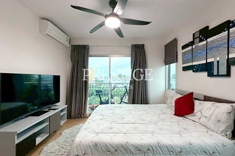 Condo in Pattaya, Thailand, 2 bedrooms № 198057 - photo 9