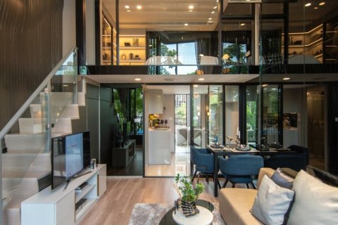 Studio dans le Condo à Khlong Toei, Bangkok, Thaïlande  № 146254