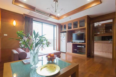 Estudio en el condominio en Watthana, Bangkok, Tailandia № 146253 - foto 3