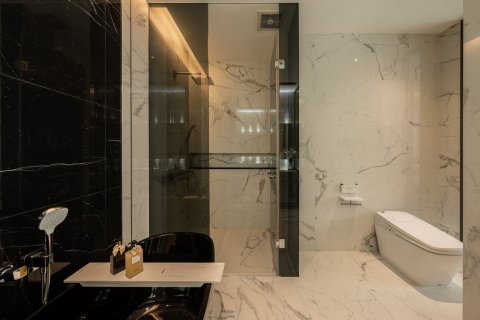 Condominio de 2 dormitorios en Bangkok, Tailandia № 143013 - foto 16
