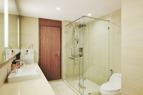 Condominio de 3 dormitorios en Sathon, Bangkok, Tailandia № 143018 - foto 4