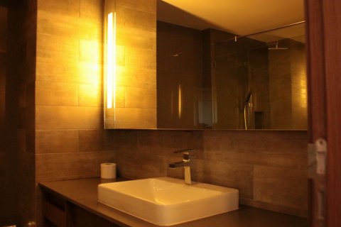 Condominio de 3 dormitorios en Sathon, Bangkok, Tailandia № 143018 - foto 9